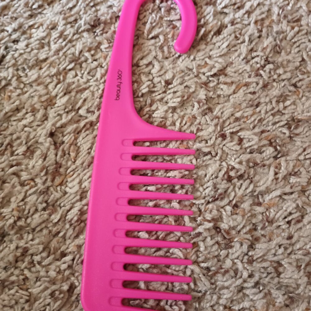Beauty360 hanging shower comb